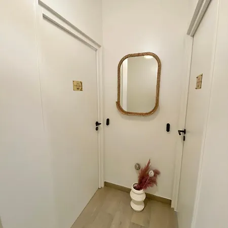 Moderne Climatise Monaco Vue Apartment Cap-d’Ail
