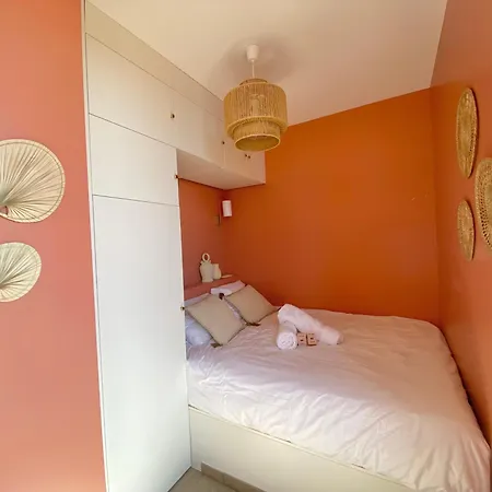 Moderne Climatise Monaco Vue